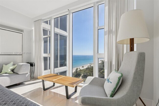 Building Photo - 10275 Collins Ave