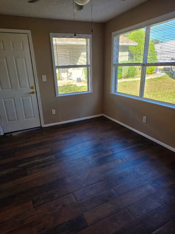 Building Photo - 2919 Maine Ave