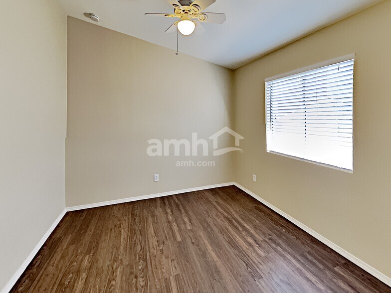 Building Photo - 7049 E Strike Eagle Way