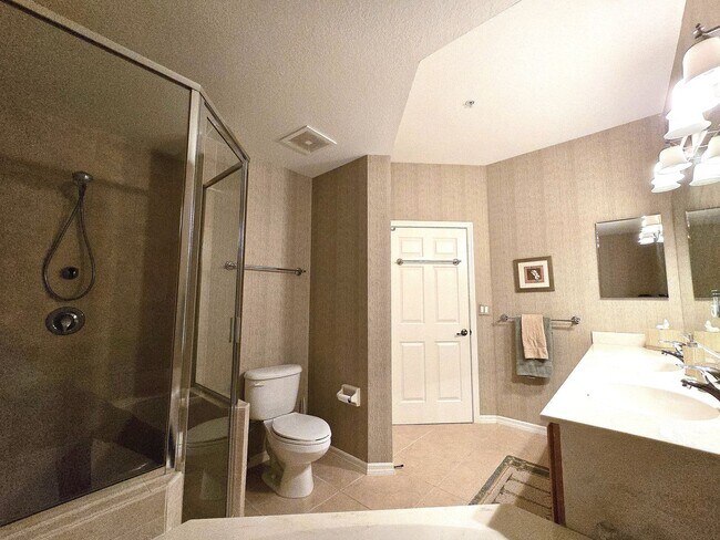 Building Photo - ** PELICAN LANDING ** 3 BED / 2 BATH - GARAGE - AMAZING AMENITIES - FURNISHED - ANNUAL RENTAL