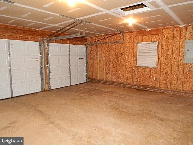 Building Photo - 12802 Lake Wilderness Ln
