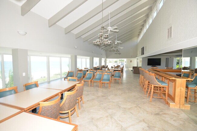 Building Photo - 4750 S Ocean Blvd