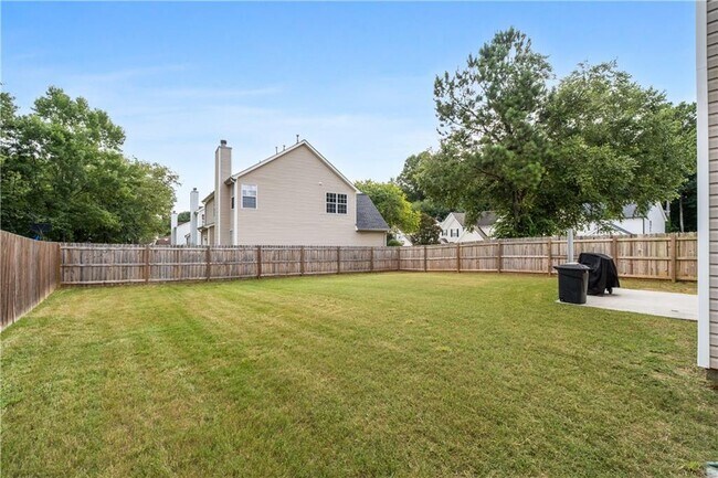 Building Photo - 4419 Silver Ridge Way SW