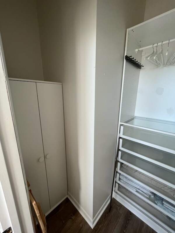 Building Photo - 1550 S Blue Island Ave