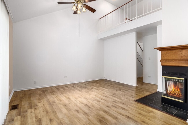 Building Photo - 4542 Topaz Dr