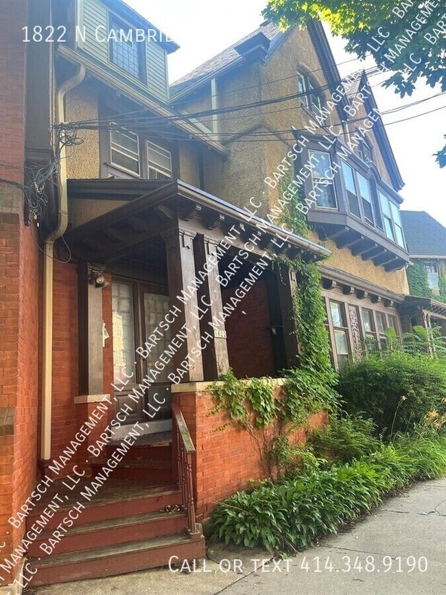 Primary Photo - 1822 N Cambridge Ave