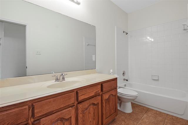 Building Photo - 13463 Four Willows Dr