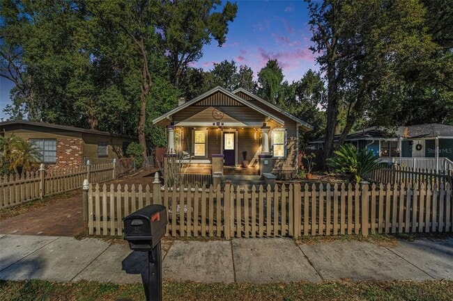 Primary Photo - 1014 E Emma St