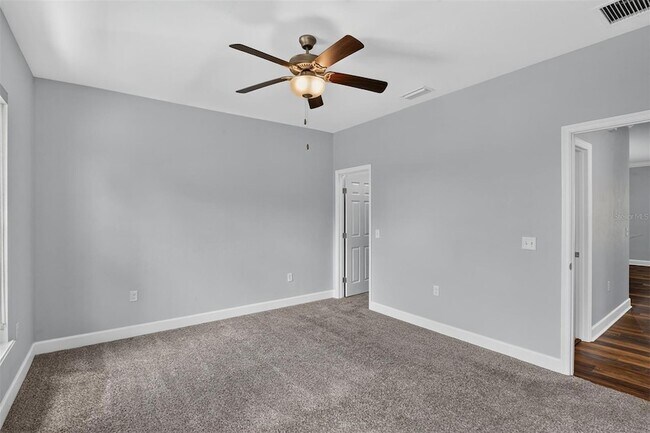 Building Photo - 2839 SW 87th Dr