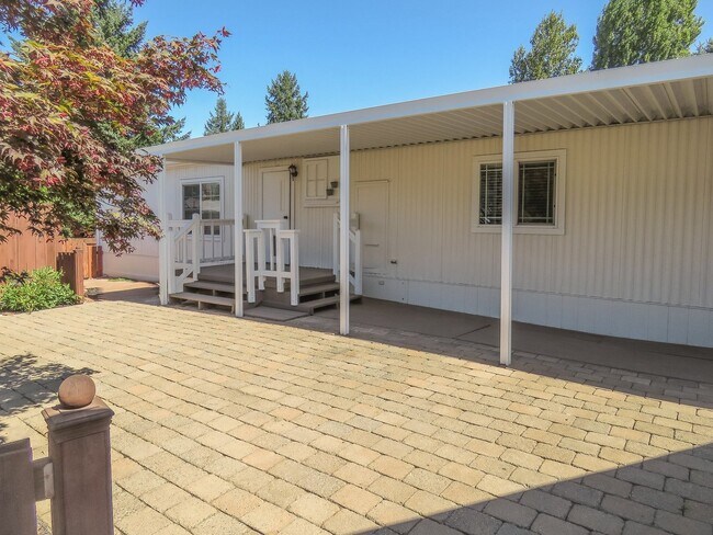 Building Photo - 3 bedroom 2 bath available in Century Meadows Park in Aurora !!