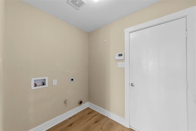 Building Photo - 1109 Caroline Dr