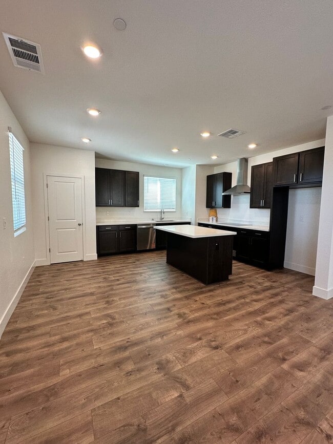Building Photo - 7820 Rivermeadow Wy