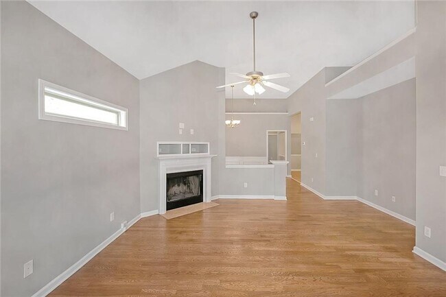 Building Photo - Cozy 4BD in Snellville’s Newton’s Crest – ...