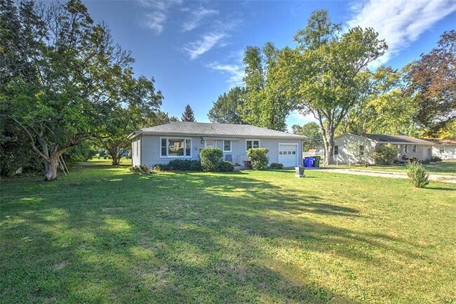 Building Photo - 11 Nolen Dr