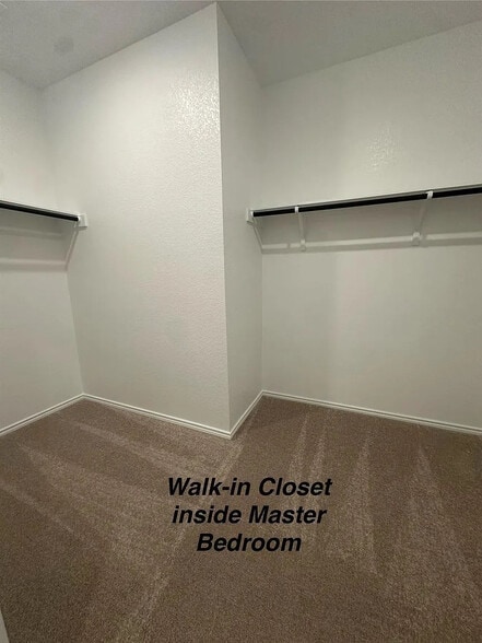 Building Photo - Room in House on Pickerel St