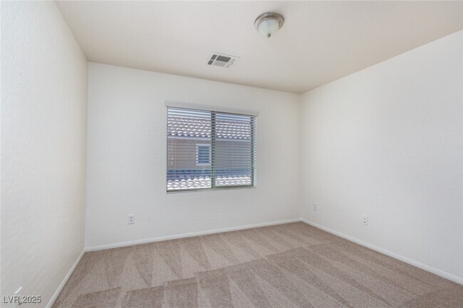 Building Photo - 5945 Gold Horizon St