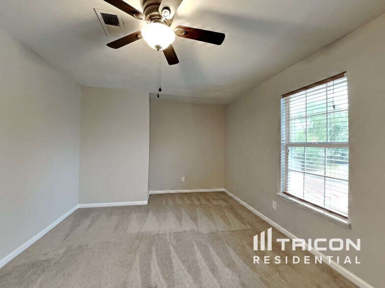 Building Photo - 19923 Timber Forest Dr