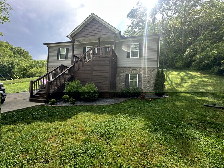 Building Photo - 1512 Williamson Rd