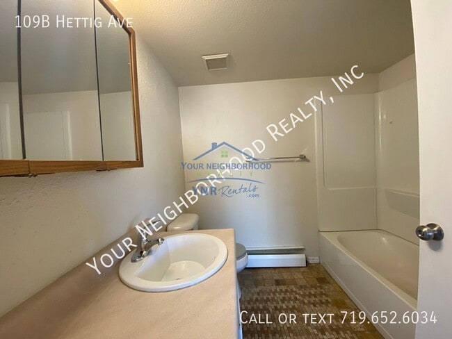 Building Photo - 109B Hettig Ave-