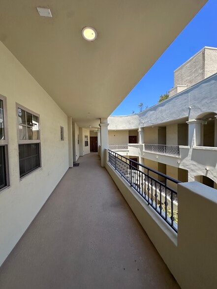 Building Photo - 4601 Coldwater Canyon Ave