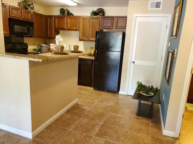 Building Photo - 2816 Eden St