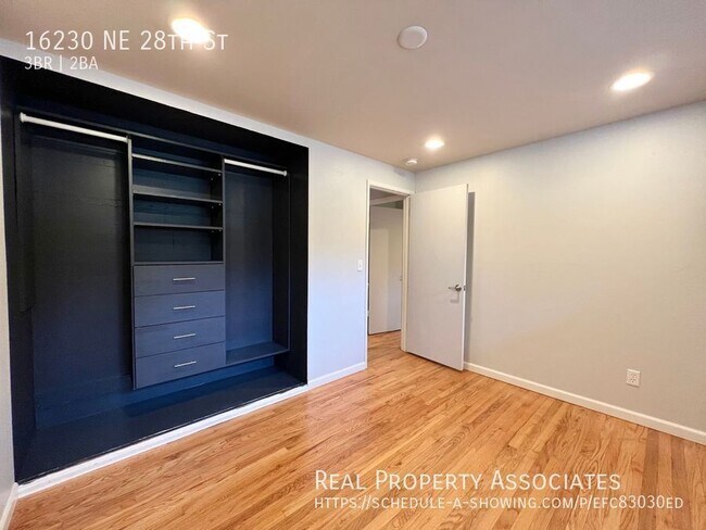 Building Photo - 16230 NE 28th St