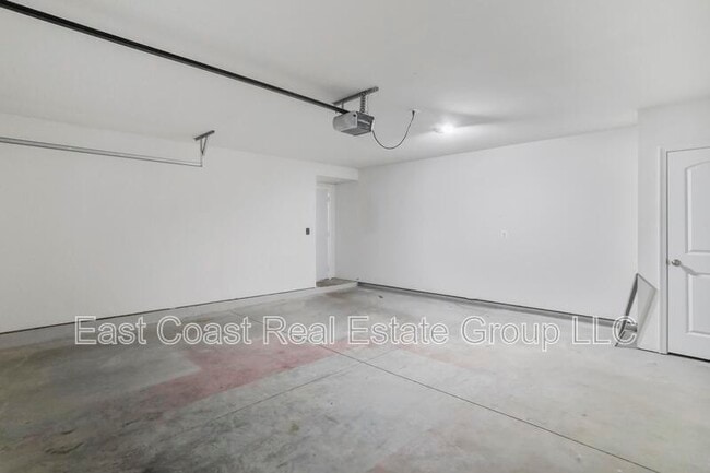 Building Photo - 87 Eakins Ln