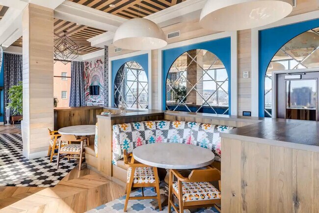 Building Photo - 309 Vine St