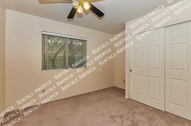 Building Photo - 9449 E Star Water Dr