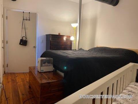 Building Photo - 600 Columbia Rd