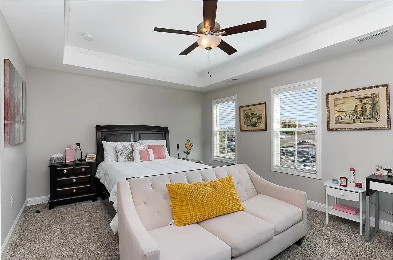 3rd floor guest bedroom - 1006 Gateway Commons Cir