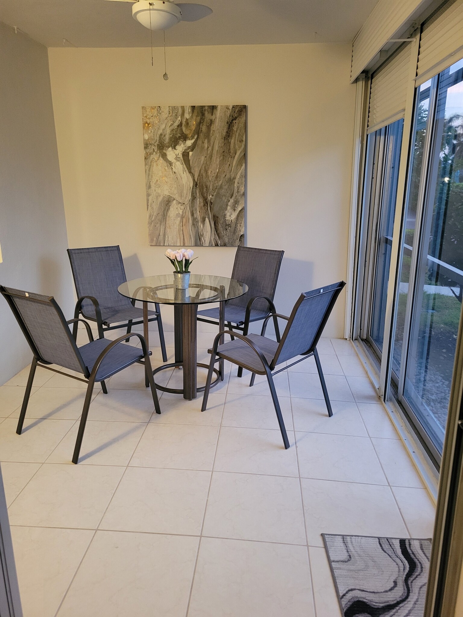 screened porch - 4200 Belair Ln