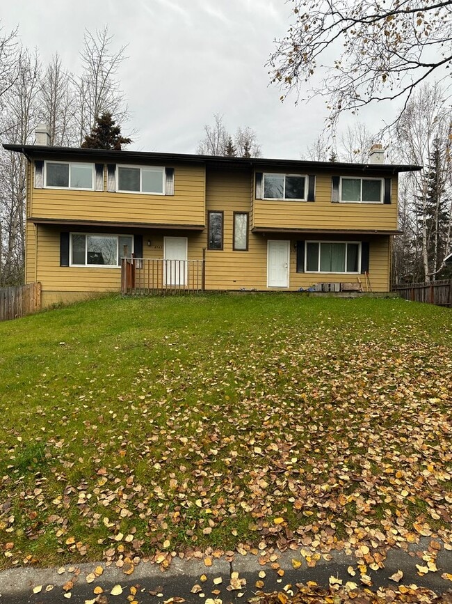 Building Photo - 4943-4945 Vance DR - SL