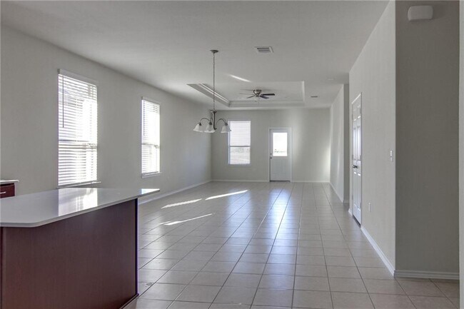 Building Photo - 124 Bonnet Blvd