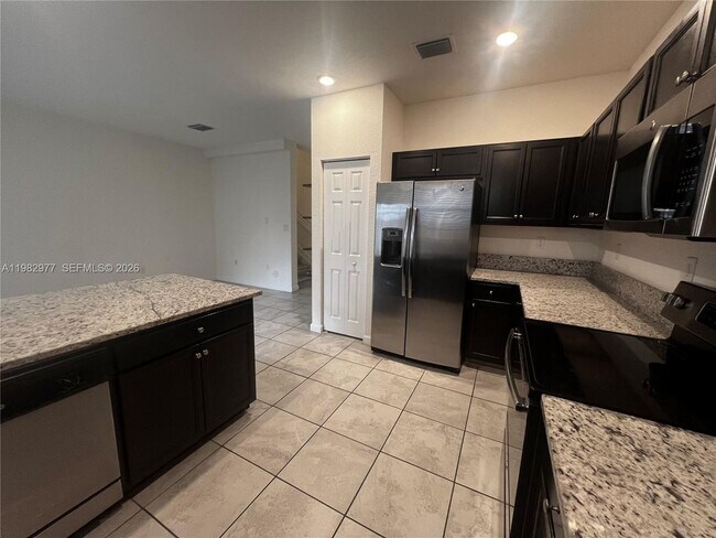 Building Photo - 11989 SW 150th Pl