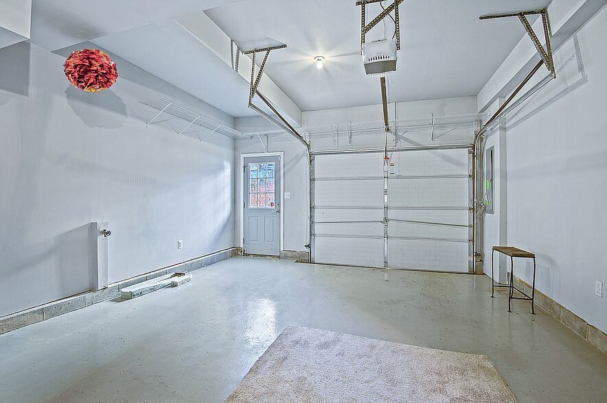 Building Photo - 2016 Fleet St