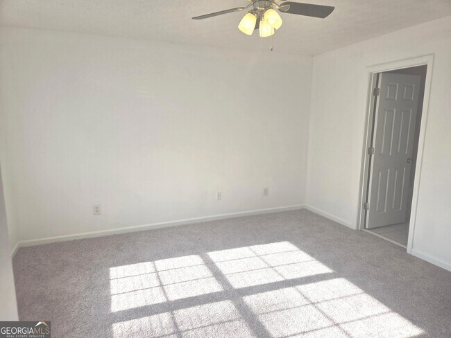 Building Photo - 4303 High Park Ln