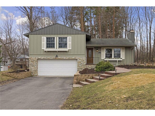 Building Photo - 27405 Pine Bend