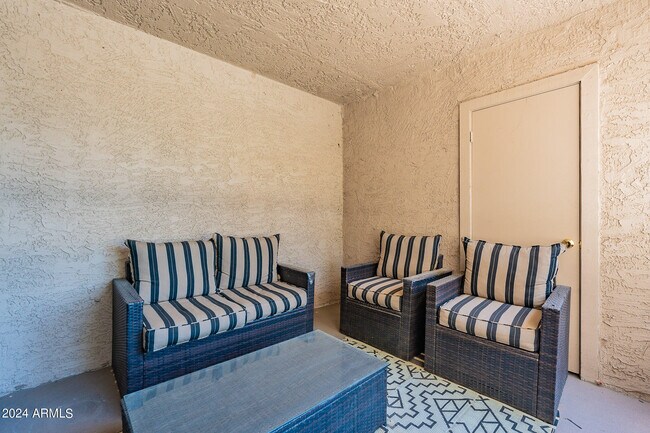 Building Photo - 5110 N 31st Way