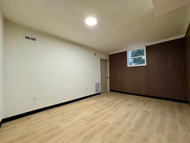 Building Photo - 3906 Forest Highland Cir