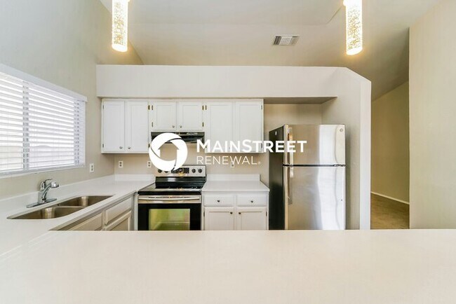 Building Photo - 5055 W Nighthawk Way