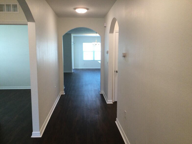 Building Photo - 3429 San Moise Pl