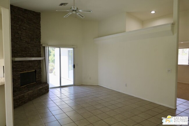 Building Photo - 68185 Modalo Rd