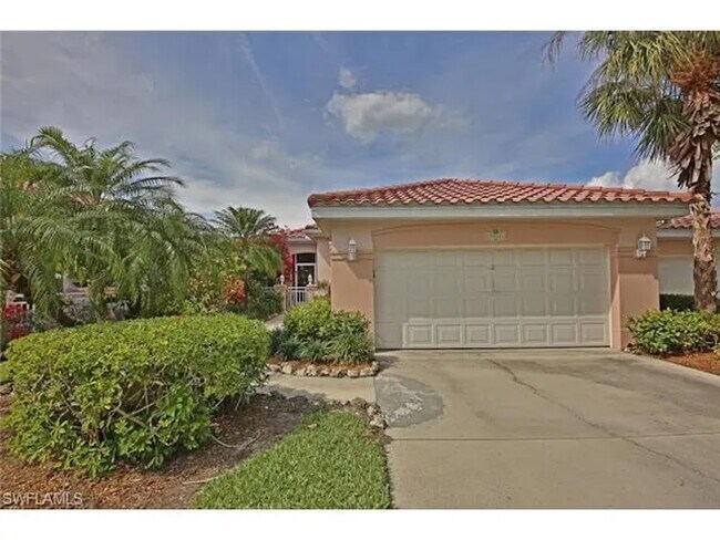 Building Photo - 9141 Las Maderas Dr