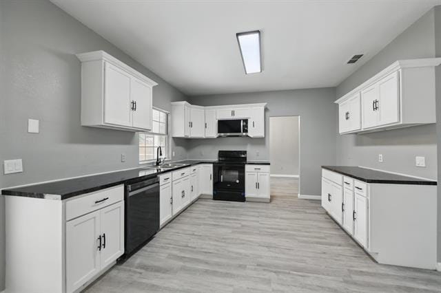 Building Photo - 6833 Lyndale Dr