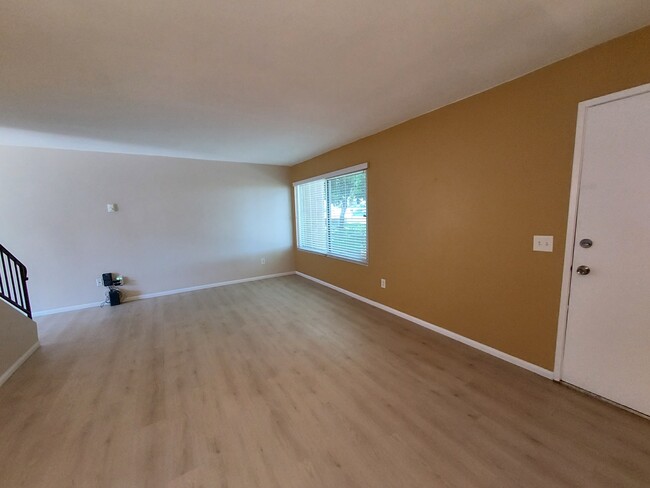 Building Photo - 1595 Mendocino Dr