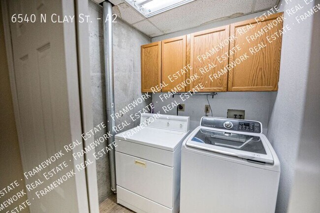 Building Photo - 6540 Clay St