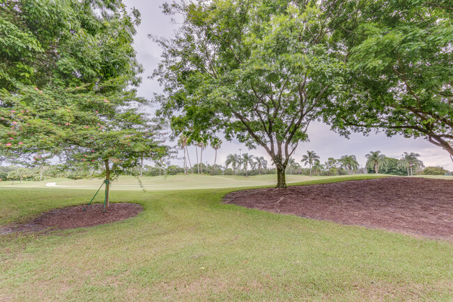 Building Photo - 4702 Carlton Golf Dr