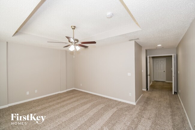 Building Photo - 13990 Summer Breeze Dr