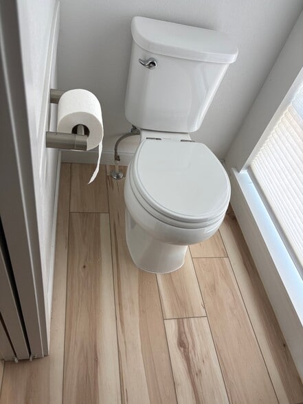 Building Photo - 225 Green Leaf Street